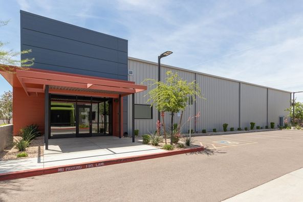 1700 E Robin Ln, Phoenix, AZ 85024